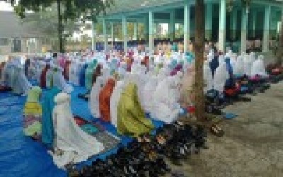 JUMAT QOLBU “IMPLEMENTASI PENDIDIKAN KARAKTER DI SEKOLAH”